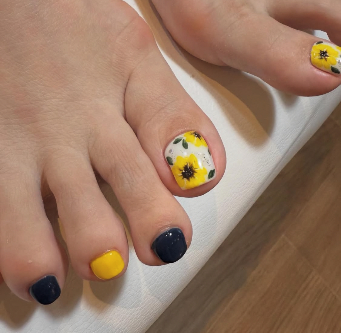 フットネイルで足元のおしゃれを☆彡