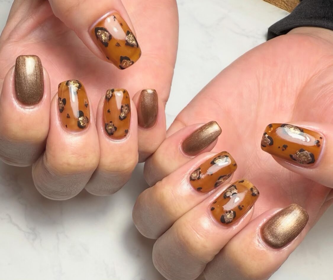 パラジェルベースのジェルネイル♪