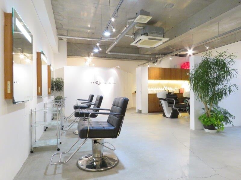 隣のヘアデザイン♪