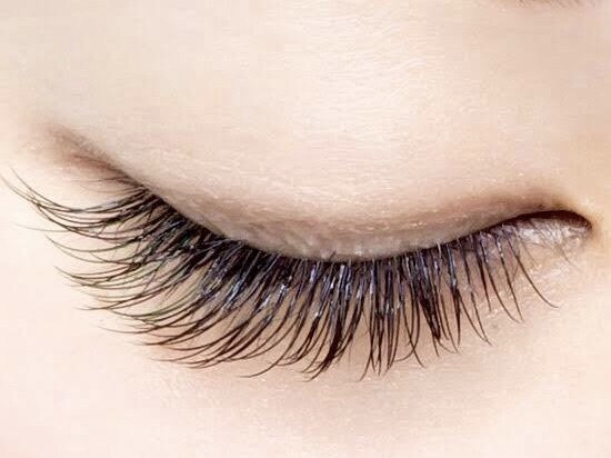 付け心地の良いフラットラッシュで付け放題♪